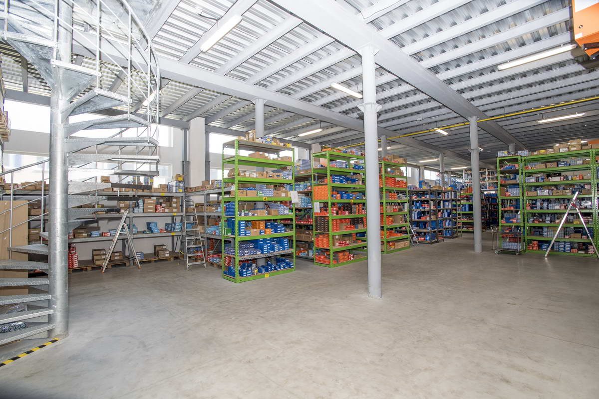 UNIKOL â€” Warehouse